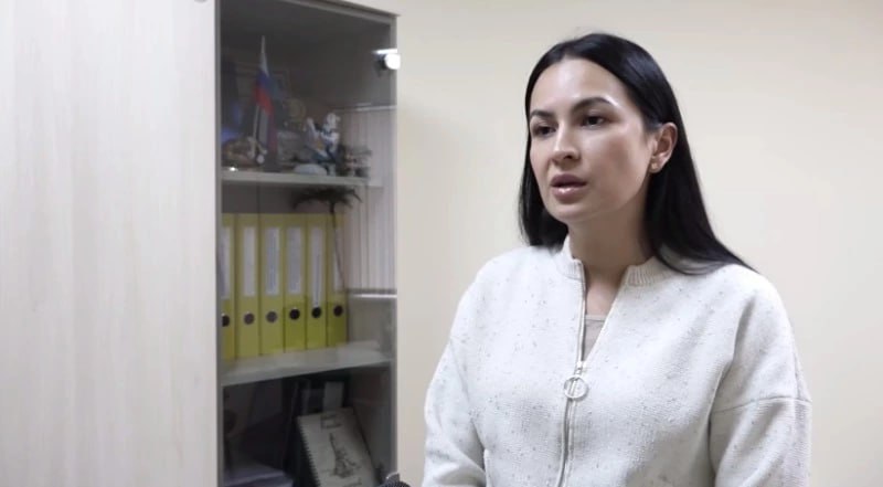 В департаменте образования Южно Сахалинска прокомментировали ситуацию с туберкулезом в гимназии 3 Там сообщили что заболевание обнаружили у рабочего учебного заведения Специалисты уже определили круг контактных лиц которые сейчас проходят необходимое обследование Начальник отдела обеспечения безопасности системы образования Южно Сахалинска Татьяна Морозова подчеркнула что все эпидемиологические мероприятия проводятся своевременно и находятся под контролем руководства гимназии Подписаться на нас Telegram I MAX Прислать нам новость Sakhonlinebot