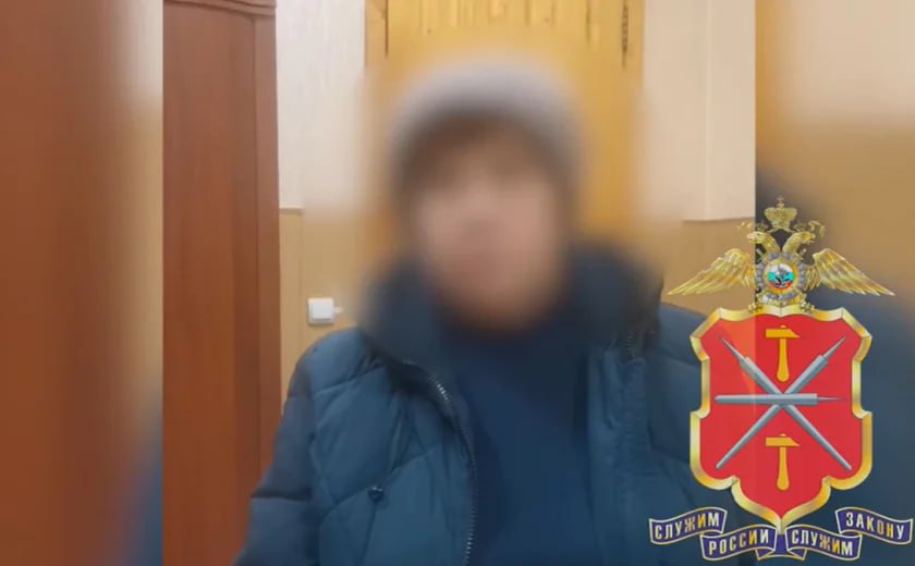Пенсионерку, запустившую фейерверки в тульском банке, оштрафовали   Напомним, 24 декабря прошлого года женщина пришла в отделение «Сбербанка» на улице Крылова в Кимовске и запустила фейерверк. Общий ущерб от таких «зажигательных» действий составил 7 656 рублей.   Позже пенсионерка рассказала, что действовала по указке мошенников. Свою вину в суде тулячка признала, принесла извинения и возместила ущерб.    В итоге ее освободили от уголовной ответственности и оштрафовали на 20 тысяч рублей.
