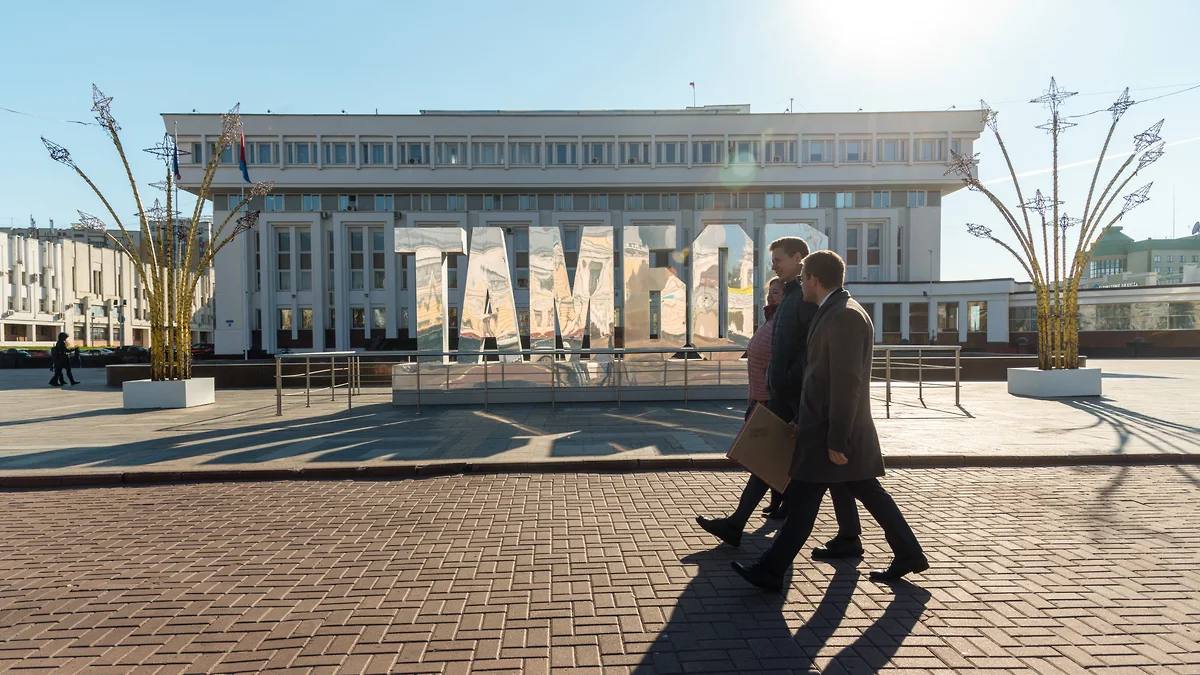 В Тамбовской области решили создать особую экономическую зону  «В ближайшее время» в Тамбовской области планируют создать особую экономическую зону промышленно-производственного типа с объемом инвестиций свыше 20 млрд руб. Как отметили в правительстве региона, инициатива уже получила одобрение на федеральном уровне.   Фото: Олег Харсеев/Коммерсантъ