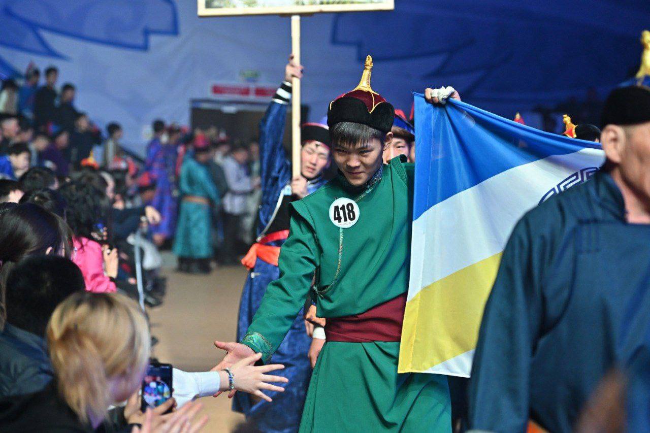 В 2026 году Бурятия примет Алтаргану Всебурятский праздник пройдет с 1 по 5 июля на разных площадках Улан Удэ и в Янгажинском дацане Иволгинского района 0 Ждем Алтаргану в нашей республике готовимся Событий будет много и культурных и спортивных сообщил глава Бурятии Алексей Цыденов Фото правительство Бурятии