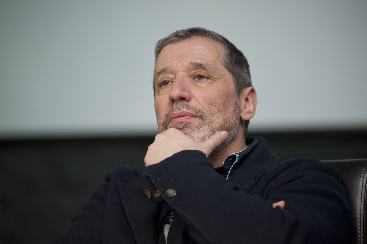 Адвокат худрука Театра Театра Оксана Пономарёва прокомментировала решение суда о увольнении Бориса Мильграма По её словам при оглашении были однозначно проигнорированы все доказательства которые представила защита Позиция прокуратуры была мягко сказать необоснованной Её представитель не потрудился посостязаться с нами в процессе Но решение такое какое оно есть Мы с ним не согласны будем его обжаловать пояснила адвокат По закону у Бориса Мильграма есть 30 дней на подачу апелляции Жалобу будет рассматривать Пермский краевой суд