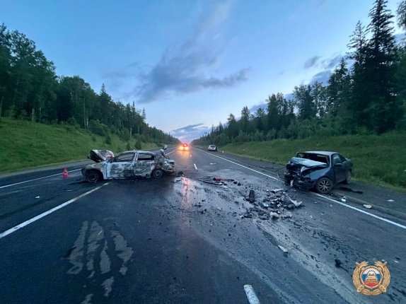Один человек погиб и двое пострадали в лобовом ДТП в Тайшетском районе Авария произошла ночью на федеральной трассе Читать подробнее на сайте...