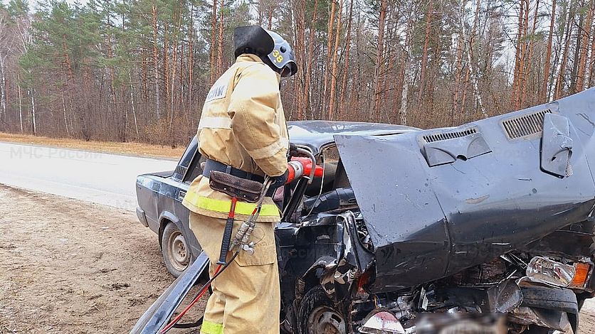 Один человек погиб и трое пострадали в ДТП в Орловской области  На трассе "Орел – Брянск – Смоленск" в Урицком районе столкнулись "Жигули" и "Киа"    Вести-Орел. Подписаться