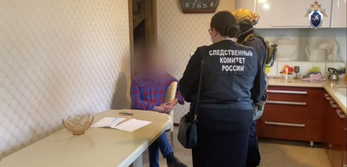 Борис Макашов и Владимир Марахин стали фигурантами дела о мошенничестве Глава Должанского района Борис Макашов и председатель Должанского райсовета Владимир Марахин стали фигурантами дела о мошенничестве в особо крупном размере ч. 4 ст. 159 УК РФ , сообщили в СУ СК России по Орловской области. ↗ Прислать новость Подписаться