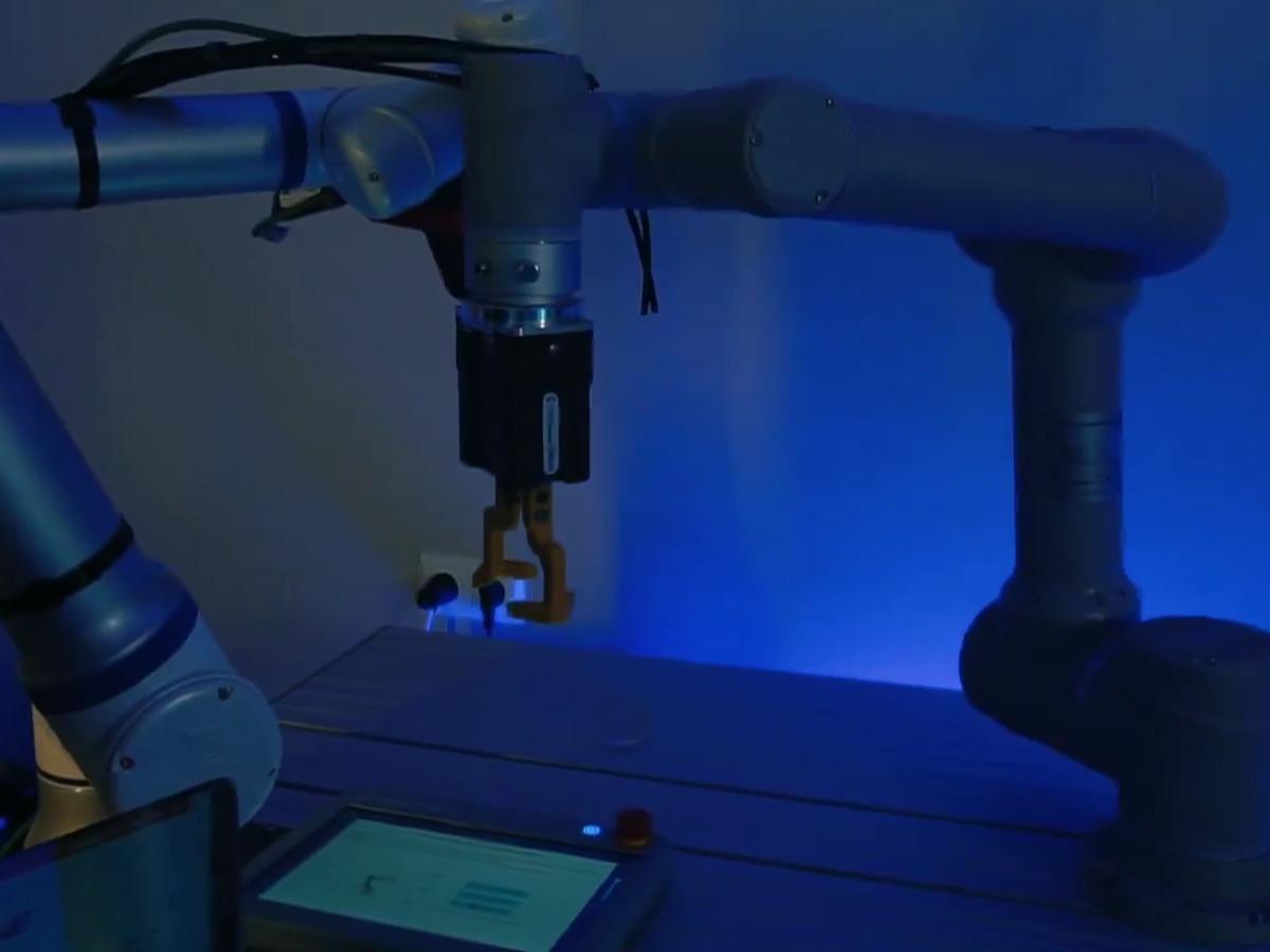 В Нижегородской области вырастят роботов команда инженеров робототехников готовит прорывной проект До 2030 года Центр развития индустриальной робототехники при Нижегородском государственном техническом университете имени Р Продолжить чтение Новости экономики и бизнеса Подписка