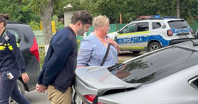 В Румынии задержали молдаванина устроил ДТП после полицейской погони Погоня началась после того как 32 летний мужчина уроженец Республики Молдова отказался остановиться по требованию дорожных полицейских