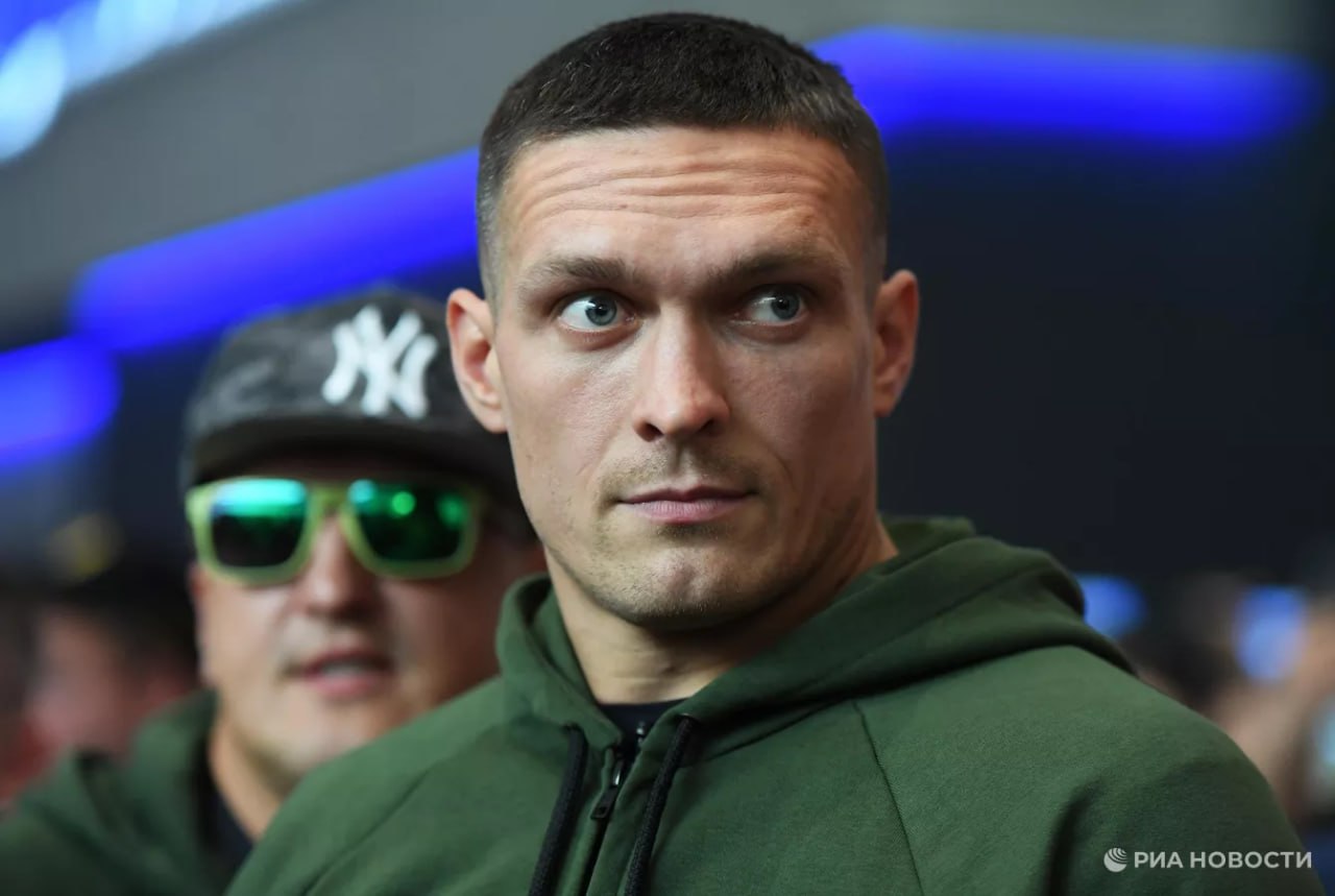 В Крыму национализировали имущество украинского боксера Александра Усика Он неоднократно осуждал СВО и организовывал сборы средств на нужды ВСУ сообщил глава крымского парламента Владимир Константинов Также перечень пополнился и имуществом гражданина Украины экс депутата ВРУ Игоря Франчука Он занимает активную антироссийскую позицию и при этом продолжает владеть в Крыму рядом активов сообщил Константинов В целом под национализацию попали объекты принадлежащие 84 лицам совершающих по отношению к России недружественные действия Сегодня перечень национализированного имущества пополнился имуществом еще 84 физических и юридических лиц сотрудничающих с Киевом и при этом зарабатывающих в Крыму деньги которые идут на поддержку украинских нацистов заключил он 0 Подписаться на РИА Новости Крым в Telegram MAX VK