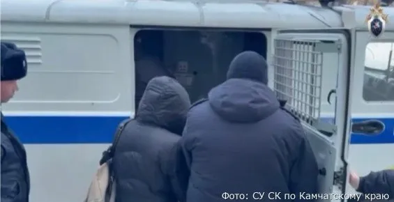 На Камчатке чиновники и бизнесмен пошли под суд за коррупционную схему с землёй 199 миллионов рублей ущерба и схема с землёй через льготное оформление на Камчатке в суд ушло громкое дело о коррупции среди чиновников и предпринимателей Нажмите для подробностей   kam24 ru news main 20260427 127709 html utm source telegram utm medium messenger