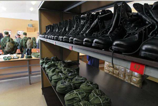 Преступную деятельность организованной группы похитившей почти 2 млрд руб на поставках вещевой продукции Министерству обороны по завышенным ценам пресекли правоохранительные органы Об этом сообщил глава МВД Владимир Колокольцев на заседании комитета Госдумы по безопасности и противодействию коррупции Кому война а кому мать родна