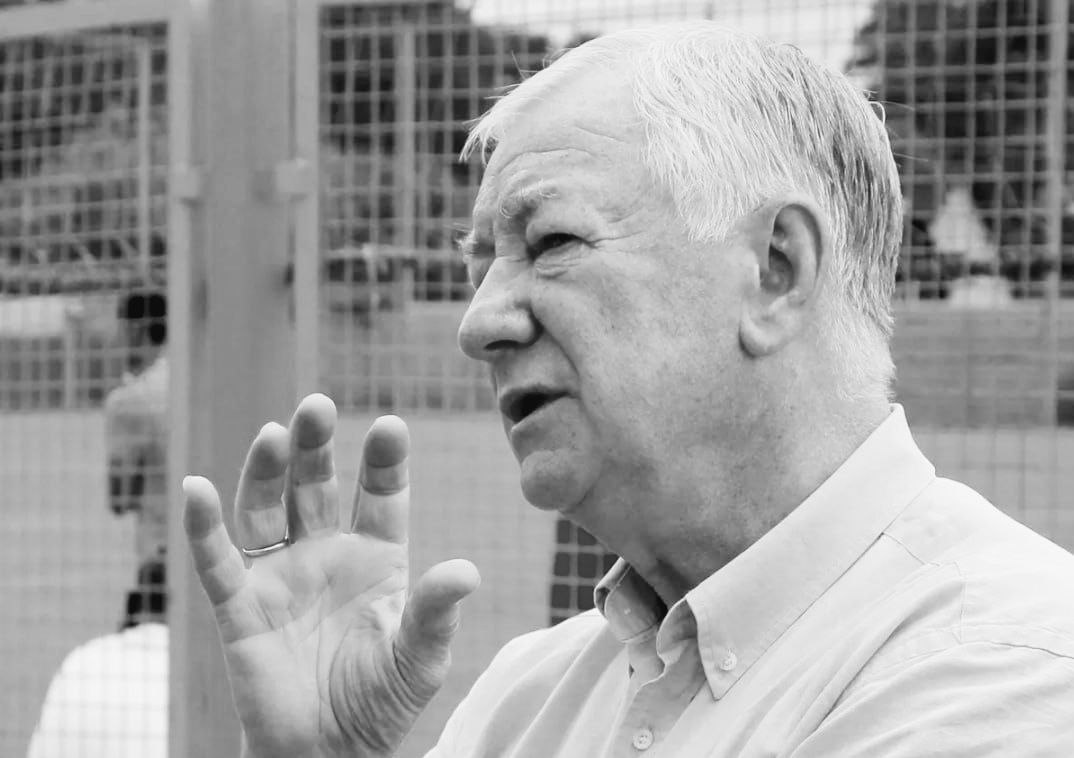 Умер бывший главный тренер сборной России по футболу Борис Игнатьев Ему было 85 лет Игнатьев возглавлял национальную команду с 1996 по 1998 год Подписывайтесь на РИА Новости Спорт в MAX