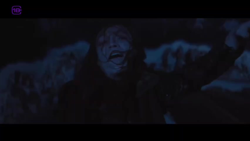 Премьера готической драмы 'Дракула' Люка Бессона с Кристофом Вальцем 11 сентября