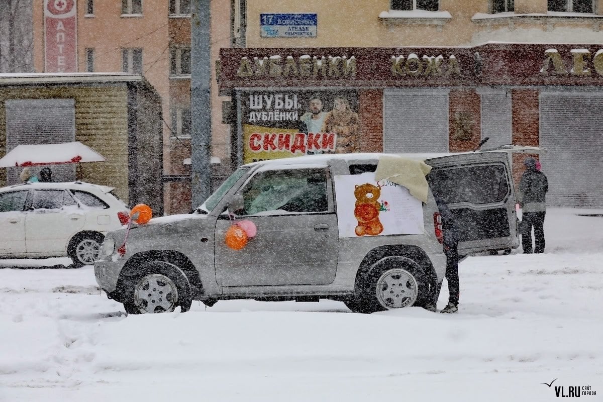 Во Владивостоке в субботу, 8 марта, может пройти небольшой снег. Осадки пройдут и во многих районах края. На дорогах возможен гололёд.  Подробный прогноз