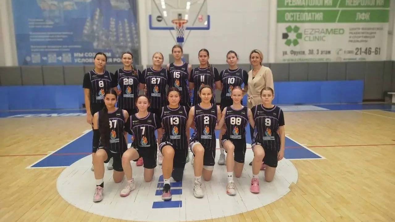 Баскетболистки из Бурятии пробились в финал Восточной лиги Полуфинал проходил с 8 по 11 января в Омске поделились в Минспорта Там нашли землячки одержали блестящую победу обыграв четыре команды Теперь они поборются за первое место Поздравляем спортсменок и тренерский штаб с выходом в финал Желаем новых побед говорится в сообщении Кроме этого одна из бурятских баскетболисток Кристина Власова вошла в число лучших игроков турнира желаем победы в финале Канал Ариг Ус в MAX