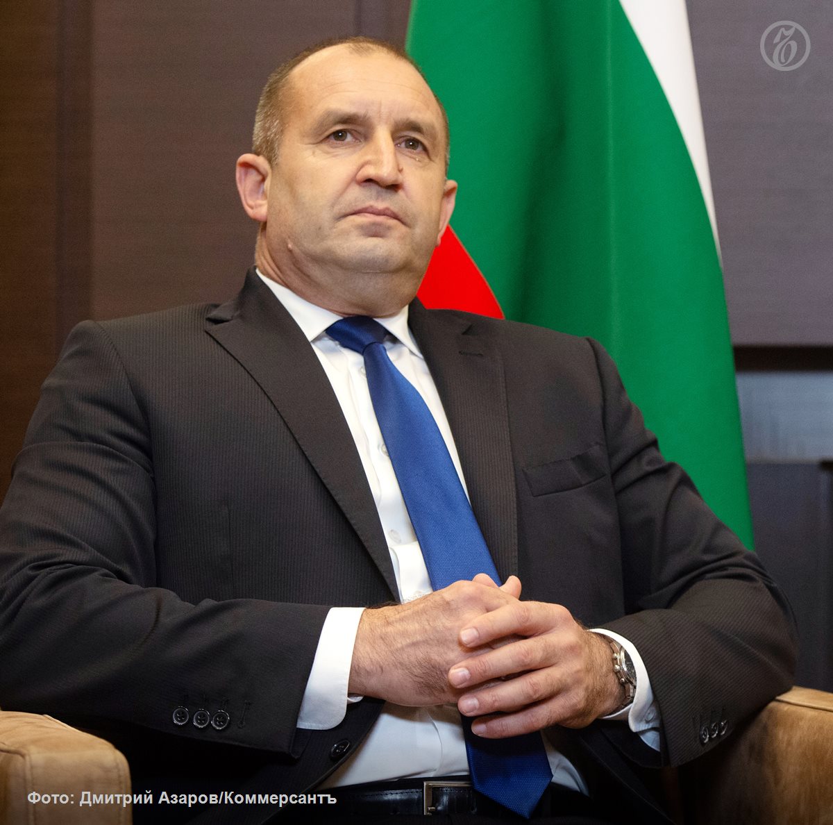 Президент Болгарии Румен Радев объявил о своей отставке передает Reuters Подписывайтесь на Ъ Оставляйте бусты