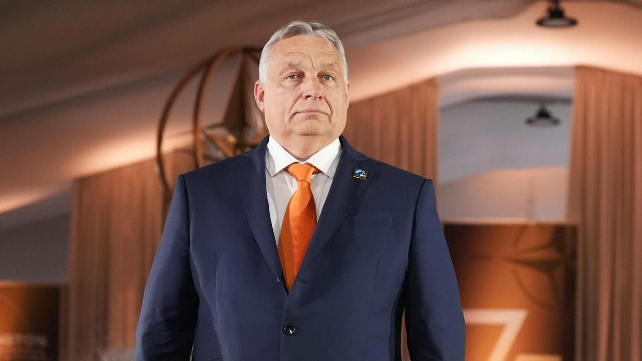 ЕС, как и США, должен вести переговоры с Путиным, потому что без этого будет невозможно достичь мира, — Орбан.