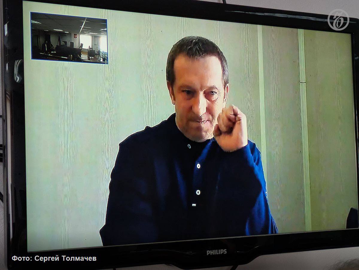 Приговор воронежского политтехнолога Романа Жогова усилен  Воронежский облсуд рассмотрел апелляционные представление и жалобу на приговор местного политтехнолога и экс-депутата гордумы Романа Жогова. Приговор, по которому он получил два года колонии, усилен до четырех лет.  Подписывайтесь на «Ъ-Черноземье»