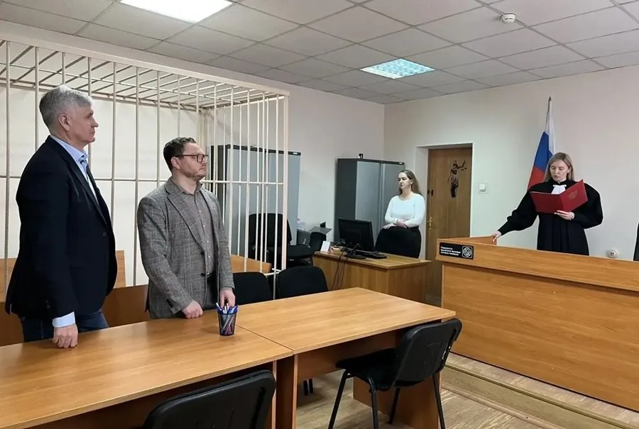 Экс главе транспортного департамента новосибирской мэрии вынесли приговор Ранее он погасил ущерб нанесенный бюджету города в размере 48 млн рублей Подробнее читайте по ссылке     INFOPRO54 Мы в других соцсетях MAX VK Дзен ОК Фото Управление Судебного департамента в Новосибирской области