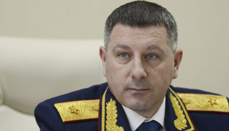 Руководитель следственного управления Александр Полшаков проведет личный приём граждан в Тамбове  Приём состоится 3 июля с 11 до 13 часов по адресу: город Тамбов, Успенская площадь, д. 1В.  - Прием граждан будет осуществляться по вопросам, связанным с проведением доследственных проверок, возбуждением и расследованием уголовных дел, отнесенных к компетенции СК России. Вместе с тем, граждане могут обратиться с жалобами на действия  бездействия  и процессуальные решения сотрудников регионального следственного управления,  - сообщили в СУ СК России по Тамбовской области.  При себе необходимо иметь паспорт. Запись по телефону: 8  4752  71-00-61.   СУ СК России по Тамбовской области