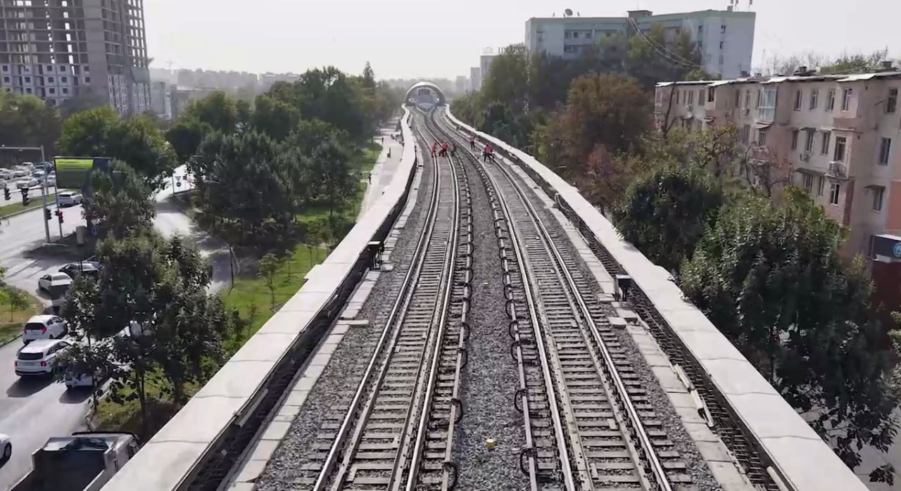 В Ташкенте возобновили работу надземной кольцевой линии метро   repost uz uje zapustili sostavi Подписывайтесь на Repost