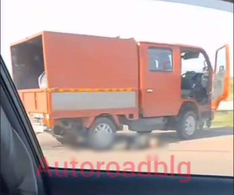 Мотоциклист погиб в ДТП с грузовиком в районе поворота на новый Зейский мост  Авария произошла 1 июля на трассе Благовещенск — Гомелевка между поворотом на мост, ведущий в Китай, и поворотом на новый Зейский мост в Благовещенске.   Как сообщает ГИБДД по Амурской области, водитель 1972 года рождения на мотоцикле Suzuki, выехал на полосу встречного движения, где столкнулся с автомобилем Nissan Atlas, который выполнял поворот налево. В результате автоаварии мотоциклист от полученных травм скончался.