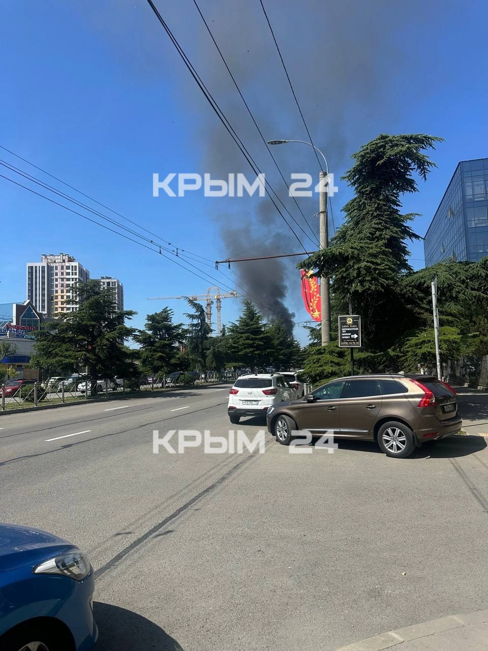 Пожар на стройплощадке возле площади Куйбышева в Симферополе потушили, сообщили «Крым 24» очевидцы Крым 24