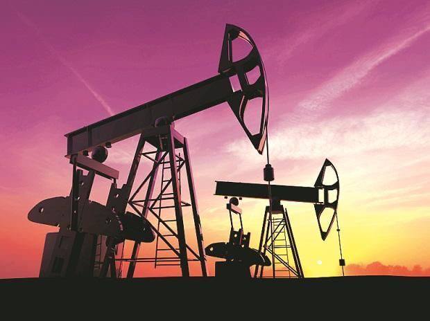 В Татарстане подросток погиб, решив покататься на нефтяной качалке Сегодня около села Тайсуганово Альметьевского района Татарстана 15-летний парень решил покачаться на нефтяной качалке. Как стало известно «Татар-информу», в результате его придавил движущийся механизм, подросток погиб на месте. Подпишитесь: