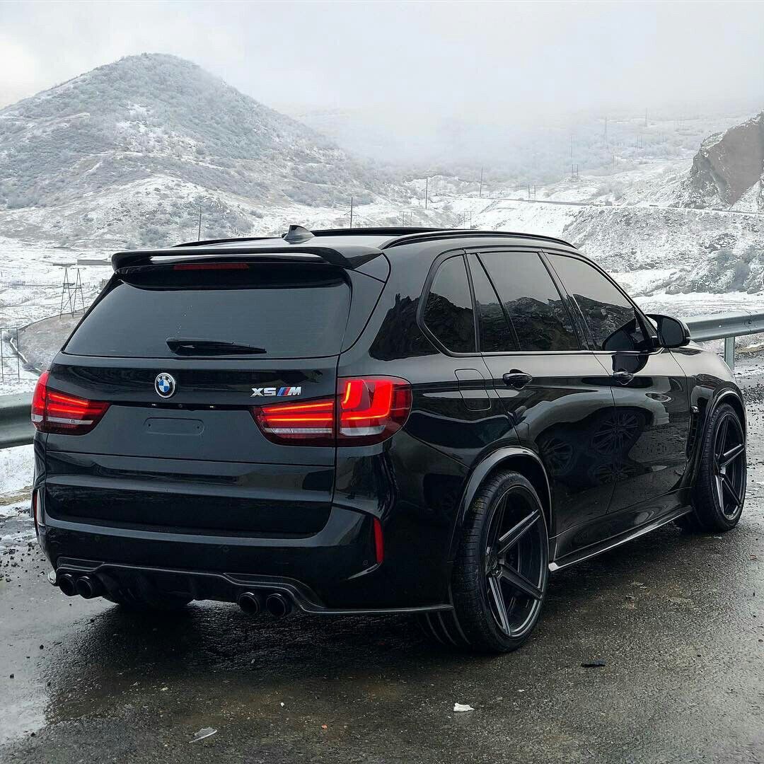 Внезапно в Калининграде начнут собирать BMW X5 Выпускать будет сразу четыре версии кроссовера После ухода BMW с российского рынка на заводе остались машинокомплекты так что со сборкой автомобилей проблем не возникнет есть вопросы к тому что они там выпустят НМШ