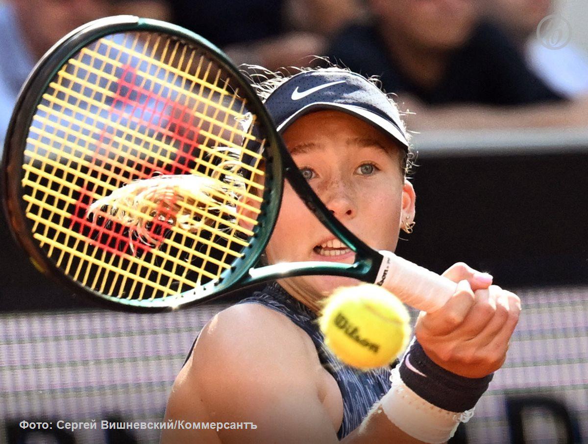 Мирра Андреева вышла в третий круг Открытого чемпионата Франции по теннису Roland Garros . Она обыграла американку Эшлин Крюгер со счетом 6:3, 6:4. Теннисистки провели на корте 1 час 13 минут. Подписывайтесь на «Ъ» Оставляйте «бусты»