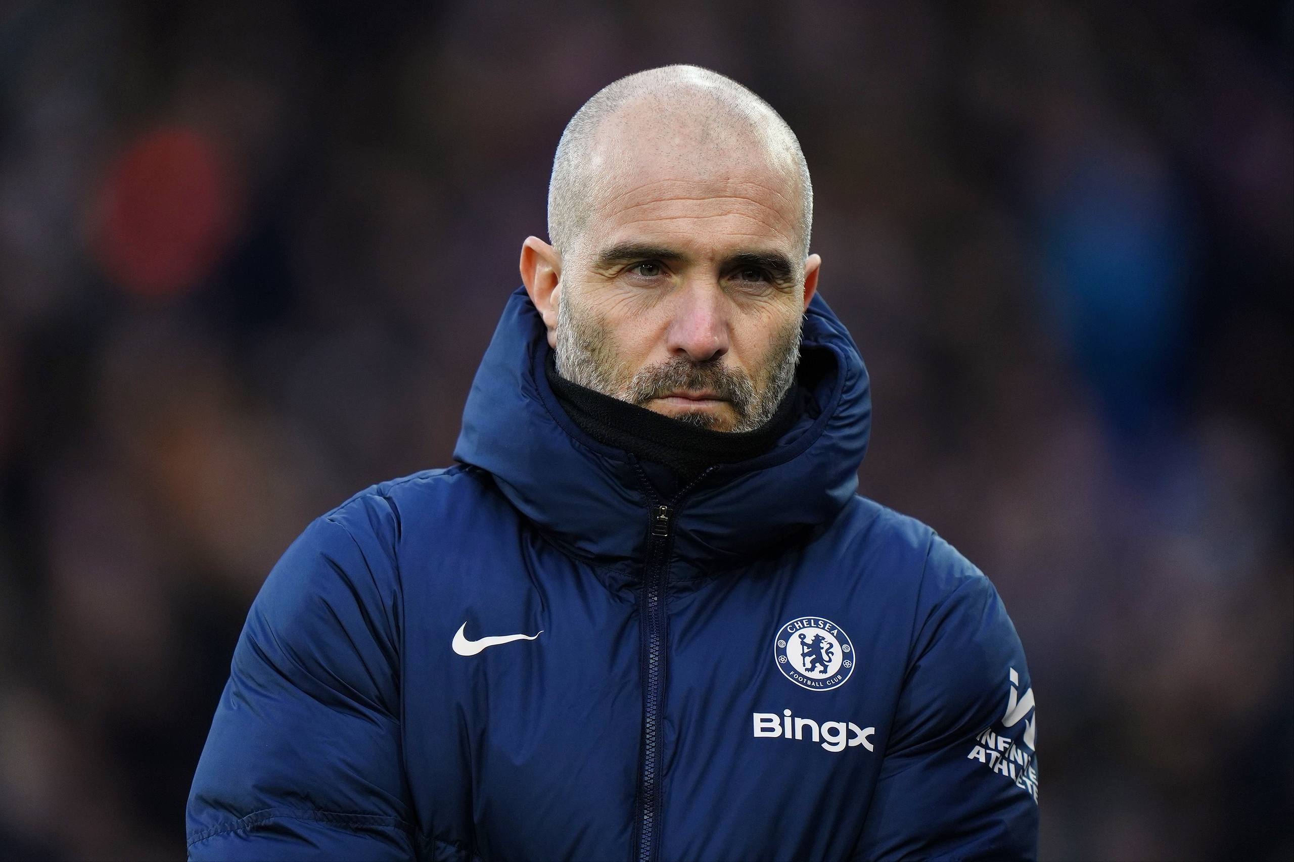 Энцо Мареска официально уволен из Челси 1 января лондонцы остались без главного тренера за три дня до матча с Ман Сити Мареска работал в Челси с лета 2024 года при итальянце клуб провёл 90 матчей и выиграл два трофея по итогам прошлого сезона КЧМ и Лигу конференций Новым тренером Челси может стать 41 летний Лиам Росеньор он тренирует Страсбург с 7 го места чемпионата Франции