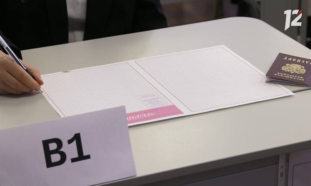 По решению Виталия Хоценко омские выпускники получат премии за высокие баллы ЕГЭ Ученики, поступившие в вузы Омска, смогут получить до 120 тысяч рублей за успешную сдачу экзаменов. Программа выплат введена два года назад и продолжит действовать в 2025 году. Размер премии зависит от суммы баллов ЕГЭ по трём предметам: 30 тысяч рублей за 240-249 баллов, 42 тысячи за 250-259, 60 тысяч за 260-269 и 120 тысяч рублей за 270 и более баллов. Денежное вознаграждение начисляется с 1 сентября и должно поступить получателям до 1 октября текущего года.