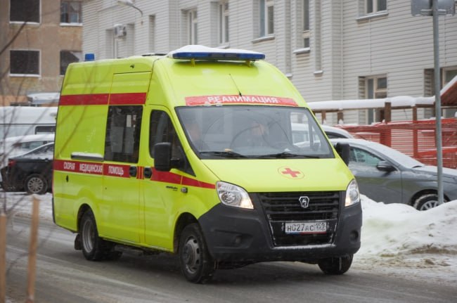 Не могли найти человека после ДТП  Смертельное ДТП произошло в Алданском районе Якутии. Авария случилось в пять часов утра воскресенья, 2 февраля. на 935 километре трассы «Лена», около населенного пункта Улуу столкнулись автомобили. Одного человека не могут найти.   Подробнее – в материале «Комсомольской правды» - Якутия»    Фото: Оберемченко Николай