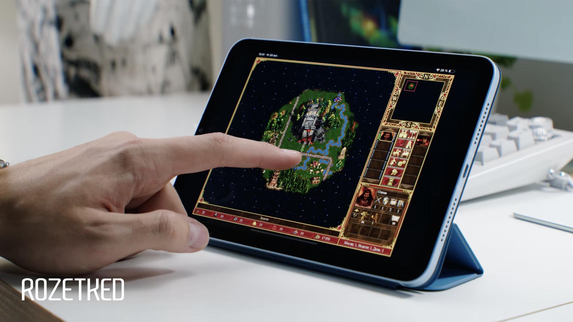 OLED в iPad mini уже скоро а OLED в MacBook Air нет В Bloomberg поделились инсайдами о том когда и какие устройства Apple перейдут на OLED Ожидается что помимо MacBook Pro на OLED скоро переведут iPad mini iPad Air и MacBook Air Первым обновление до OLED получит iPad mini следом за ним iPad Air и только потом OLED поставят в MacBook Air не раньше 2028 года Базовый iPad на OLED переводить не планируют rozetked me news 42432