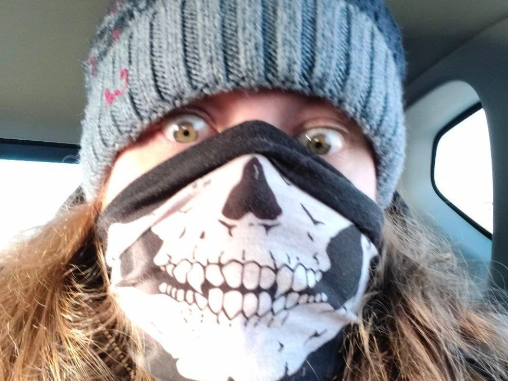 Тазоводы оказались самыми опасными участниками движения каждая пятая авария происходит из за водителей Лад Страховщики из Согласия проанализировали статистику страховых случаев по ОСАГО за 2025 год Лидером антирейтинга стала Lada на долю отечественного автопрома пришлось почти 22 всех ДТП По данным аналитиков фирмы на долю этих машин пришлось почти 22 всех ДТП в 2025 году То есть каждая пятая авария в России случается по вине водителя Lada В топ 10 антирейтинга компании не попало ни одного китайского бренда Haval занял лишь 11 е место Chery 15 е Geely 20 е Представитель фирмы заметил что это объясняется не столько осторожностью водителей сколько сроком эксплуатации Что касается отдельных моделей то тут лидерство принадлежит Lada Granta Среди иномарок первое место с большим отрывом от 1 места заняла корейская Kia Rio