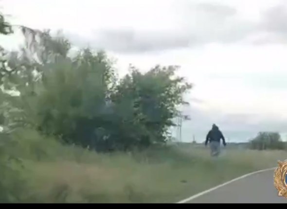 Водитель ВАЗа переплыл реку в попытке скрыться от ДПС в  Тулуне Как выяснилось, нарушитель не имел водительских прав  ВИДЕО     Читать подробнее на сайте...