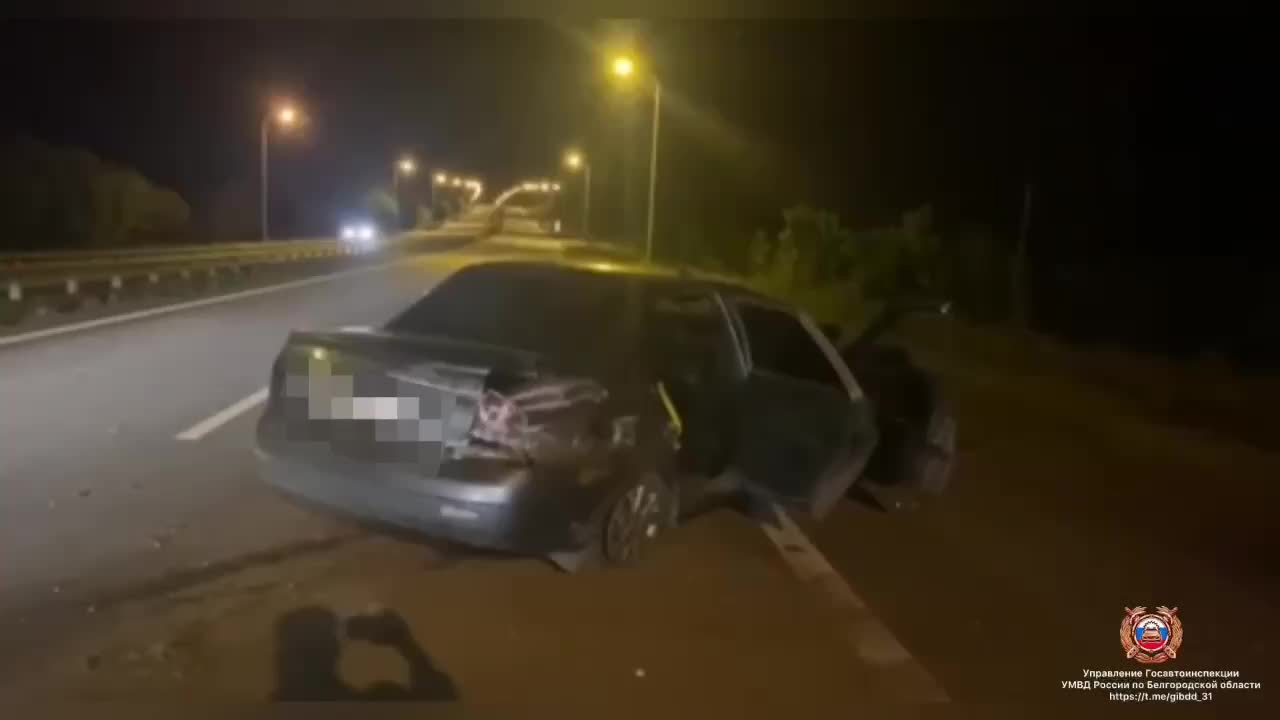 Серьезное ДТП в Белгороде: легковой автомобиль сбил курьера на пешеходном переходе