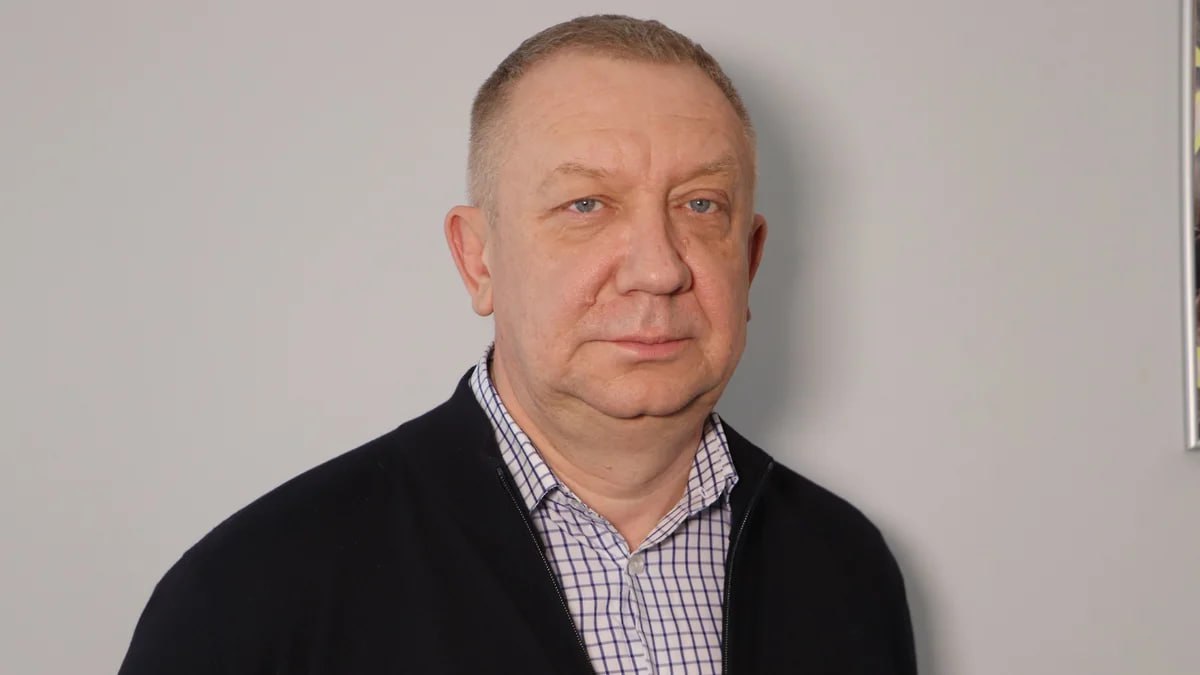 Задержан бывший глава администрации города Кирова Дмитрий Драный  Задержание Драного произошло в Ярославле. Он обвиняется в получении взятки в крупном размере. С 2012 года по 2014 года Дмитрий Драный возглавлял администрацию Кирова.  Подписаться