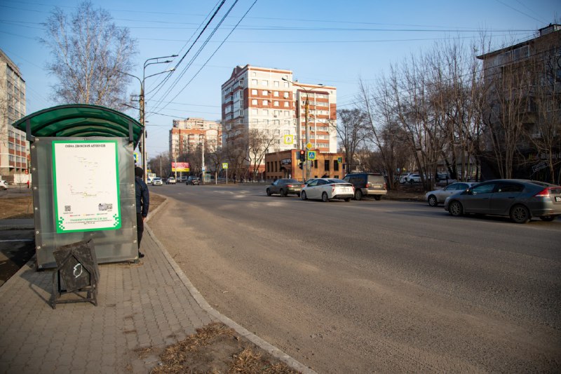 В Благовещенске на улице Горького отремонтируют теплосети Недоступным для проезда станет участок Горького между Комсомольской и Мухина. Работы стартуют завтра, 21 мая, с 9:00. Завершить их планируют к 31 июля. Временно изменит свои схемы движения и общественный транспорт. Автобусы пойдут следующим образом: Маршрут № 9 изменённая схема движения: – ул. Нагорная – ул. Красноармейская – ул. Артиллерийская – ул. Горького – ул. Мухина – ул. Амурская – ул. Комсомольская – ул. Красноармейская – далее по маршруту; Маршрут № 36 О изменённая схема движения: – ул. Северная – ул. Загородная – ул. Красноармейская – ул. Больничная – ул. Амурская – ул. Артиллерийская – ул. Горького – ул. Мухина – ул. Амурская – ул. Комсомольская – ул. Красноармейская – далее по маршруту.