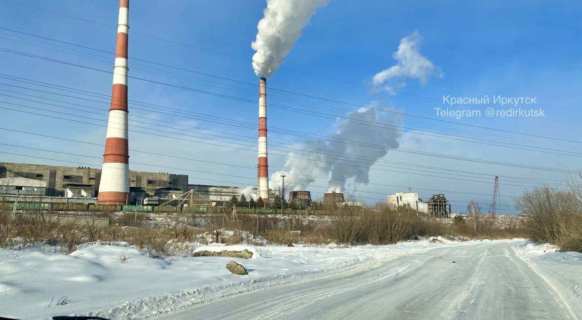 Факт загрязнения молибденом реки Кая подтвержден Байкальской межрегиональной природоохранной прокуратурой.  В ходе выездных обследований подтверждены факты загрязнения водного объекта в результате сброса фильтрационно-дренажных вод шлакозолоотвала филиала Ново-Иркутская ТЭЦ ООО «Байкальская энергетическая компания». Общая сумма ущерба, причиненного водному объекту, составила 27 миллиона рублей. Исковые заявления Росприроднадзора находятся на рассмотрении в суде.  Также прокуратурой в деятельности Росприроднадзора выявлялись нарушения законодательства при выдаче ООО «Байкальская энергетическая компания» разрешения на сбросы загрязняющих веществ в 2023 году без учета отсутствия молибдена в перечне нормируемых веществ.  Красный Иркутск