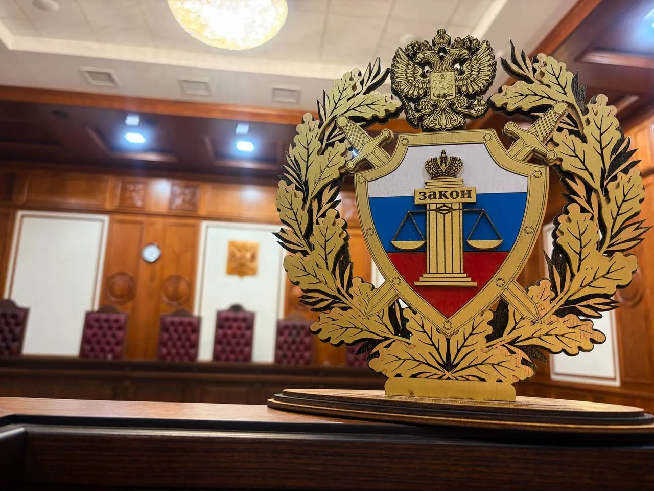 Краснодарец получил срок за передачу закрытых лекций по РЭБ Украине Южный окружной военный суд вынес приговор жителю Краснодара Алексею Зубареву признав его виновным в государственной измене и разжигании ненависти Об этом сообщает пресс служба суда В соответствии с приговором суда подсудимый признан виновным и ему назначено наказание в виде лишения свободы на срок 18 лет в исправительной колонии строгого режима говорится в сообщении Мы теперь и в МАХ Южная служба новостей