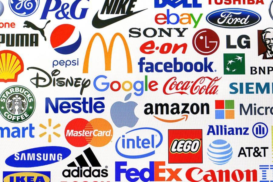 Покинувшие Россию бренды массово регистрируют новые товарные знаки Starbucks McDonald s Apple Coca Cola IKEA и другие ушедшие компании сохраняют права на свои марки Чтобы избежать потери из за неиспользования они регистрируют новые сходные обозначения на следующие 10 лет Бизнес в России
