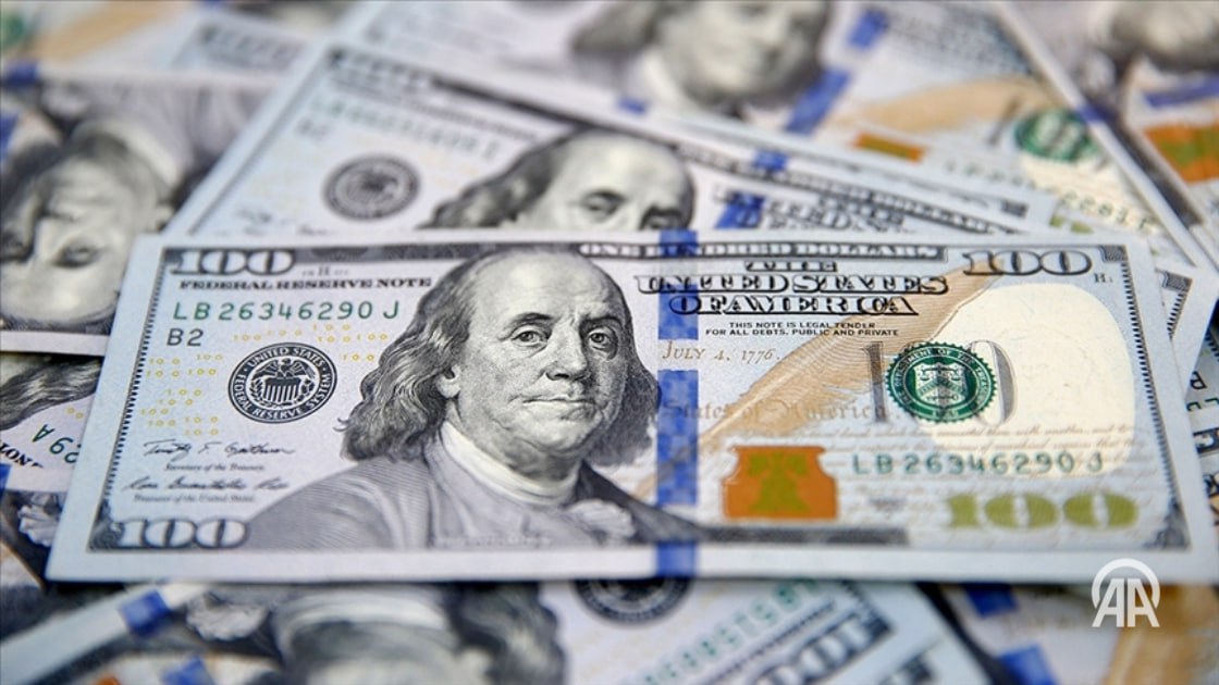 За 3 месяца текущего года прямые инвестиции в Турцию составили $3 миллиарда В первом квартале текущего года приток прямых международных инвестиций ПМИ в Турцию составил 3 миллиарда долларов. Международная ассоциация инвесторов YASED после обнародования статистики платежного баланса Центрального банка Турецкой Республики опубликовала бюллетень «Международные прямые инвестиции в цифрах». Соответственно, если в марте в Турцию поступило 1 миллиард долларов, то общий объем притока инвестиций в Турцию в первом квартале текущего года составил 3 миллиарда долларов. ↘ Подробнее на нашем сайте: v.aa.com.tr/3566514 24/7 в сутки с Агентством «Анадолу»