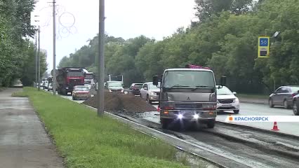 Проблемы с дорожным покрытием: провалы в Уфе и Севастополе требуют внимания властей