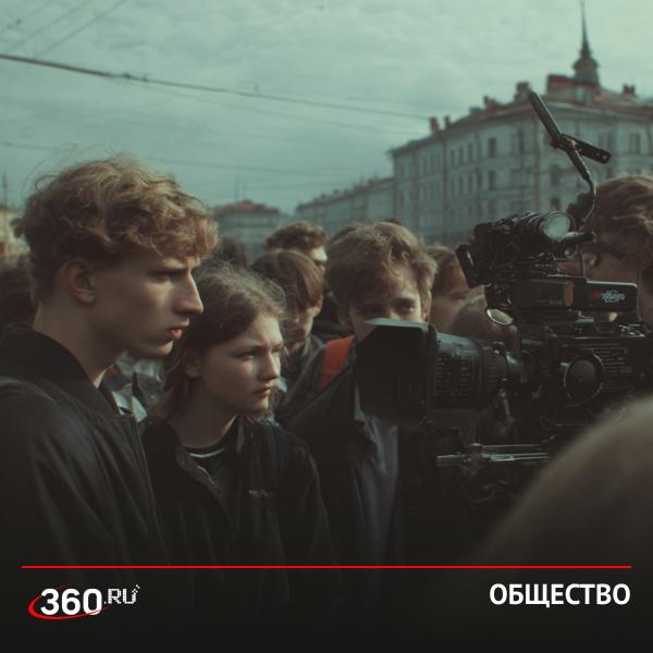 Надежное плечо как волонтеры поддерживают жизнь граждан 29 октября в Подмосковье отмечают День добровольца С начала года к сообществу присоединилось более 9 тыс граждан Региональное отделение Волонтеров Подмосковья объединяет организации помогающие жителям в различных ситуациях Например в период природных и технических катастроф Сейчас деятельность волонтеров сконцентрирована на поддержке бойцов СВО и их близких Без участия добровольцев не обходятся и общественные мероприятия Так они помогали в организации Всемирного фестиваля молодежи Зимнего фестиваля Интервидения и других событиях Подписаться на tv360 I Обратная связь I Чат 360 I Наш канал в MAX