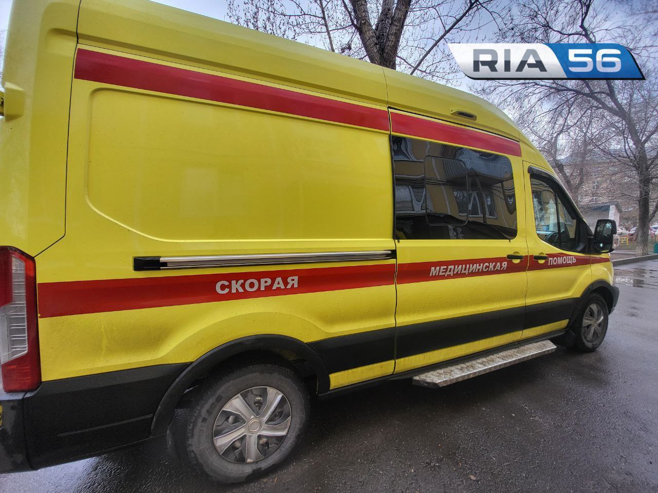 В Оренбурге в детском лагере погиб 16-летний подросток 5 июля в спальном помещении детского лагеря было обнаружено тело несовершеннолетнего без видимых признаков криминальной смерти. Прокуратура области проводит проверку по факту произошедшего.