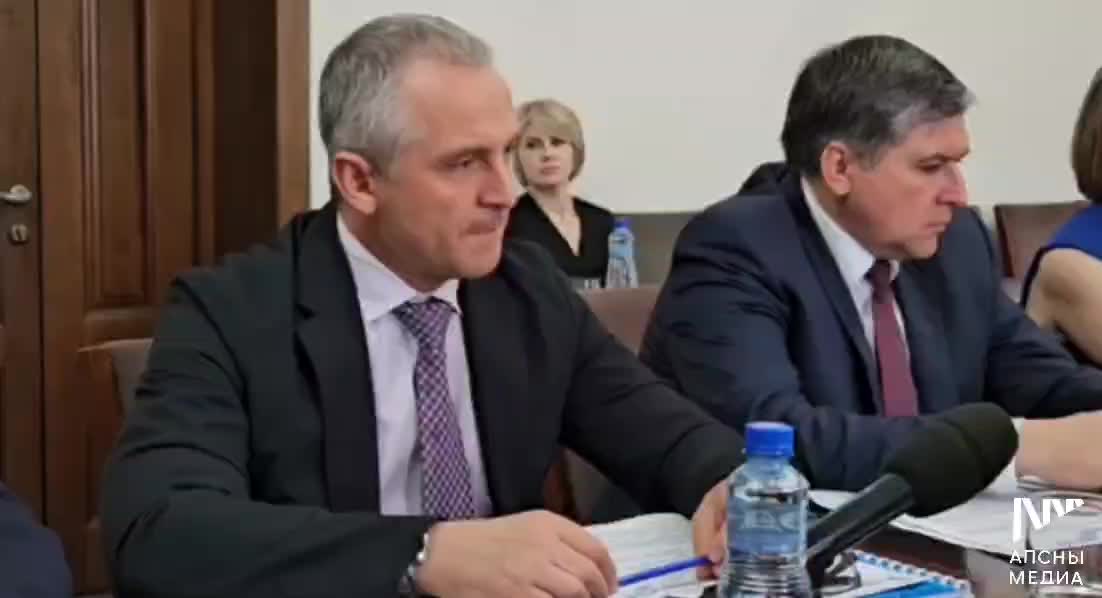 Обсуждение социально-экономического развития Якутии на планёрном совещании