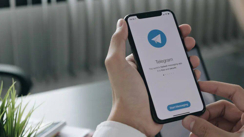 ‍  Аудитория Telegram в России во втором квартале 2025 года превысила 100 миллионов уникальных пользователей – это первый мессенджер, который достиг таких показателей.    НЕ МОРГЕНШТЕРН