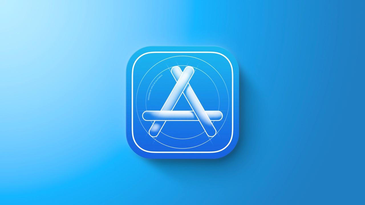 Разработчики теперь могут не напрягаться вышел Xcode 26 Beta 7 с поддержкой GPT 5 и интеграцией с Claude Сегодня 28 августа компания Apple выпустила новую тестовую сборку Xcode 26 представив несколько новых функций которыми могут воспользоваться разработчики ChatGPT в Xcode теперь работает на модели GPT 5 поэтому разработчики могут начинать новые диалоги с GPT 5 или GPT 4 1 Последняя модель оптимизирована для быстрого и качественного результата который по заявлению Apple подходит под большинство задач программирования Для более сложных проектов разработчики могут выбрать размышляющую версию GPT 5 Reasoning которая тратит больше времени на обдумывание ответа Также в Xcode встроили Claude нейросеть доступна на панели настроек Apple Intelligence С ней пользователи могут задействовать Claude Sonnet 4 для вайб кодинга Кром того разработчики могут использовать ключи API от других поставщиков или запускать локальные модели на компьютерах Mac с процессорами Apple Silicon iguides