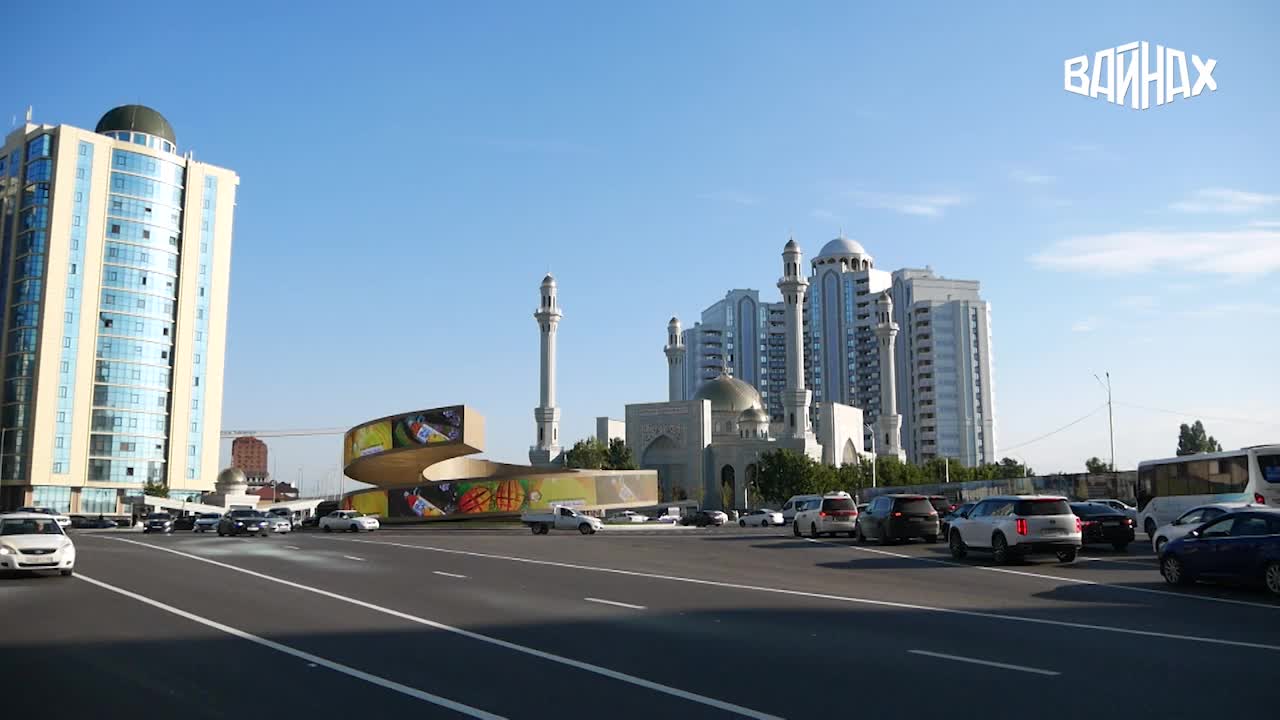 Рост инвестиционной активности в Чечне и Саратовской области в 2025 году
