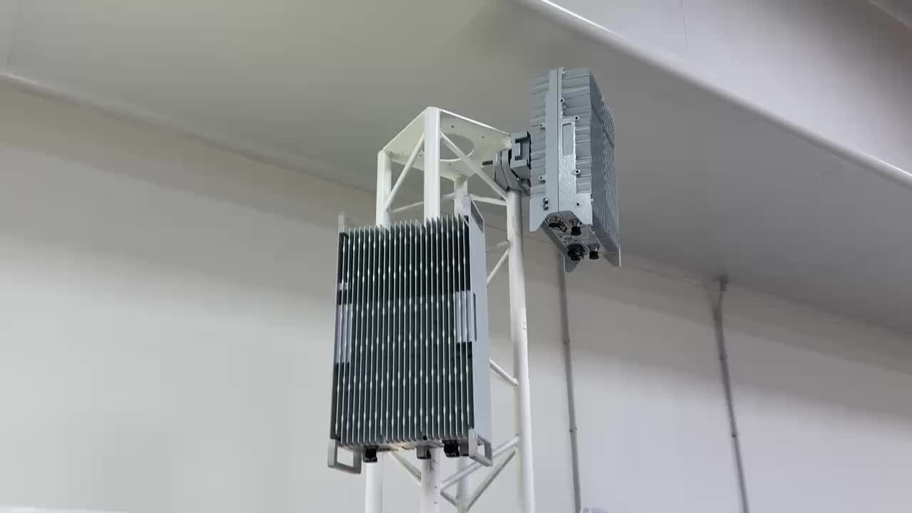 Компания YADRO анонсировала выпуск 3000 базовых станций до 2026 года