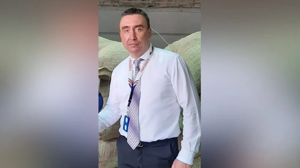 Москва направила запрос властям Венесуэлы о задержании группы россиян  Об этом заявила официальный представитель МИДа Мария Захарова. По её словам, российские дипломаты также уточняют характер обвинений в адрес наших соотечественников.   Ранее сообщалось, что в Каракасе арестовали главу российско-венесуэльской торговой палаты Романа Фроленко. По данным СМИ, он был задержан ещё 15 мая, после чего в его доме в районе Сан-Бернардино провели обыски. Арест Фроленко может быть связан с его участием в открытии 8 мая в Каракасе памятника Неизвестному солдату в честь 80-летия Победы в Великой Отечественной войне.    Подпишись на «Говорит Москва»